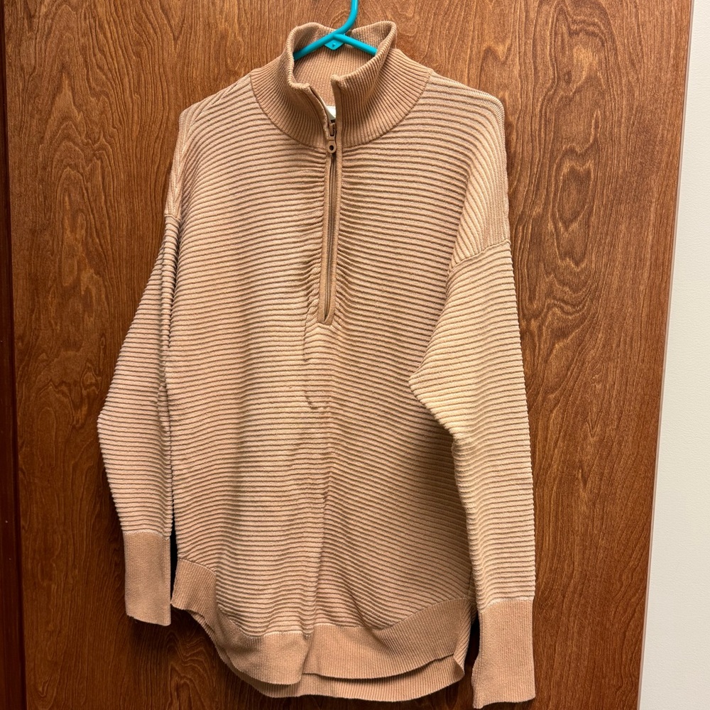 Women’s pullover sweater